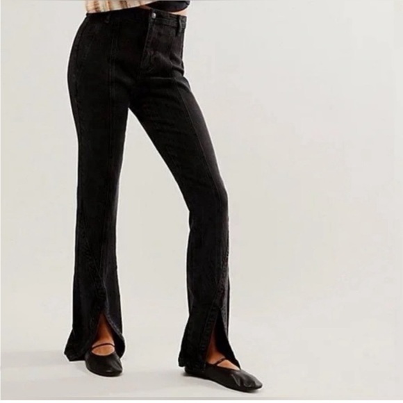 FREE PEOPLE Crvy Mona High Rise Flare Jeans - Picture 2 of 11